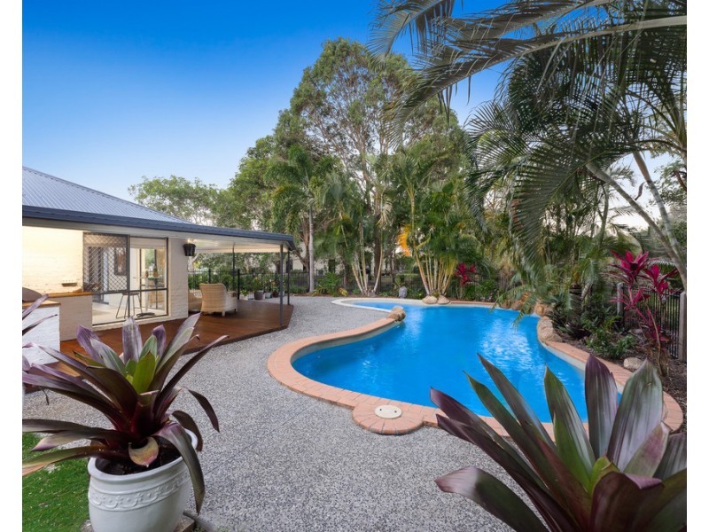 18 Sandpiper Avenue, North Lakes QLD 4509