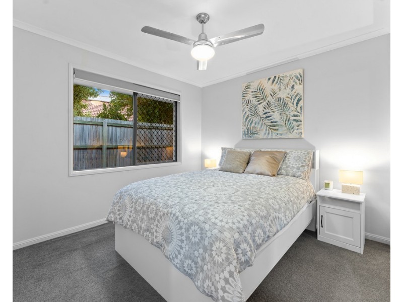 18 Sandpiper Avenue, North Lakes QLD 4509