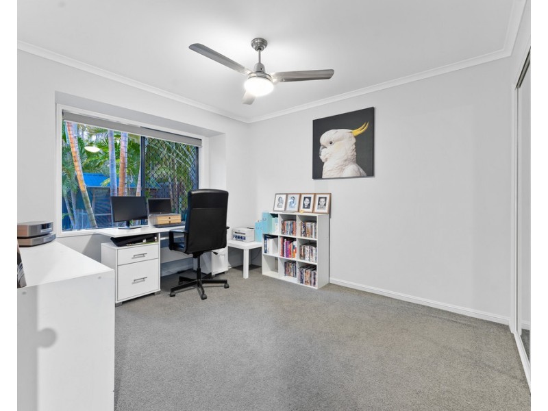 18 Sandpiper Avenue, North Lakes QLD 4509