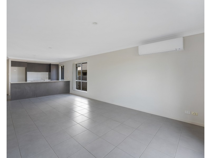 86 Daintree Circuit, North Lakes QLD 4509