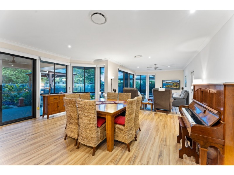 42 Lacebark Street, North Lakes QLD 4509