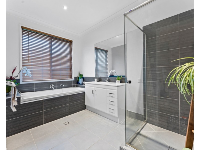 13 Goanna Court, North Lakes QLD 4509