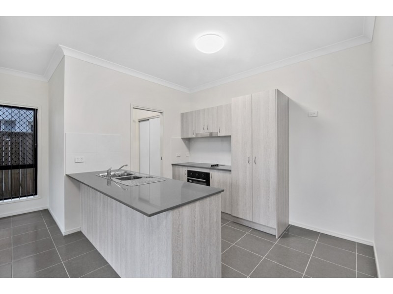 5 Oatley Street, Mango Hill QLD 4509