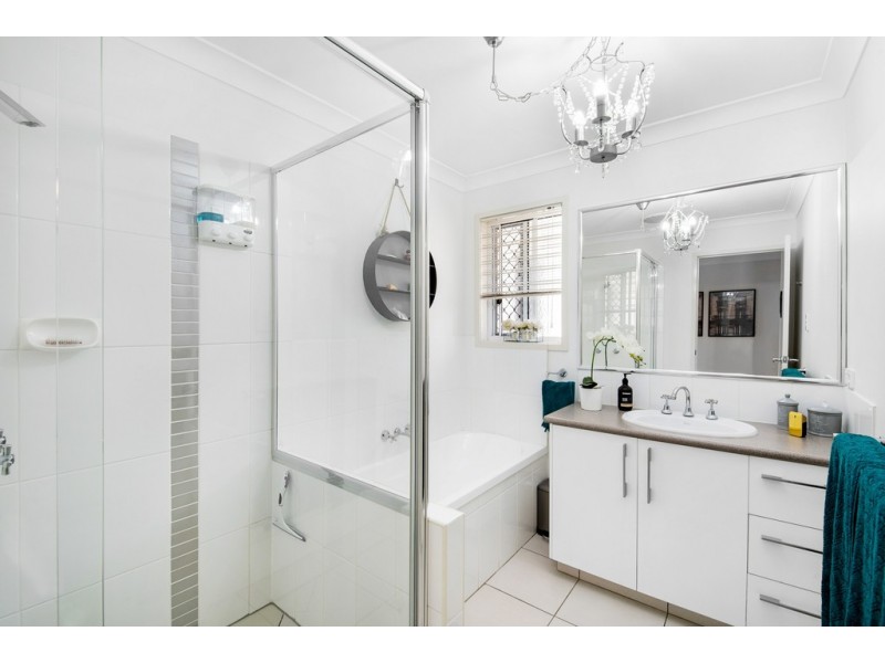 26 Shimao Crescent, North Lakes QLD 4509