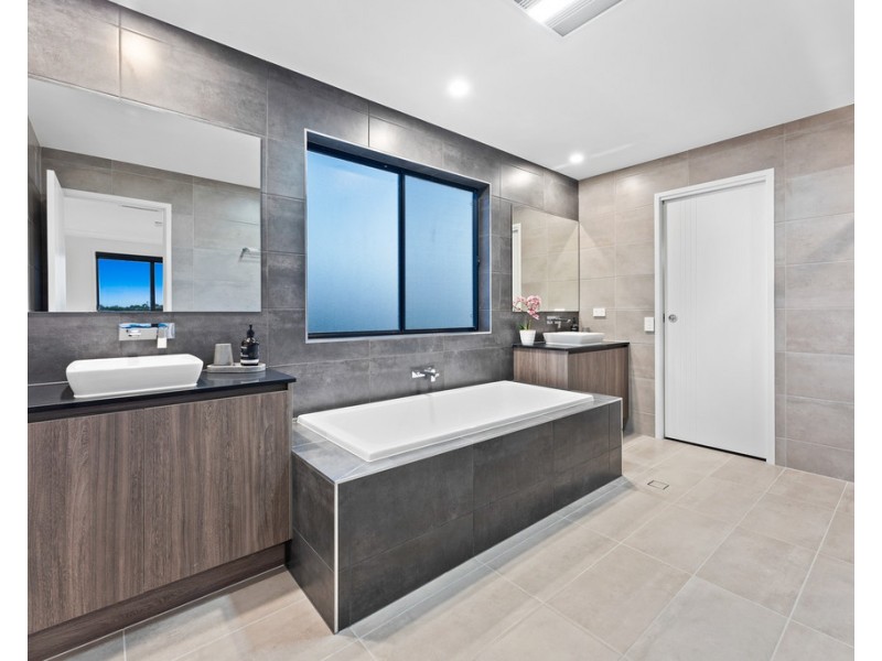 49 Mofflin Parade, Mango Hill QLD 4509