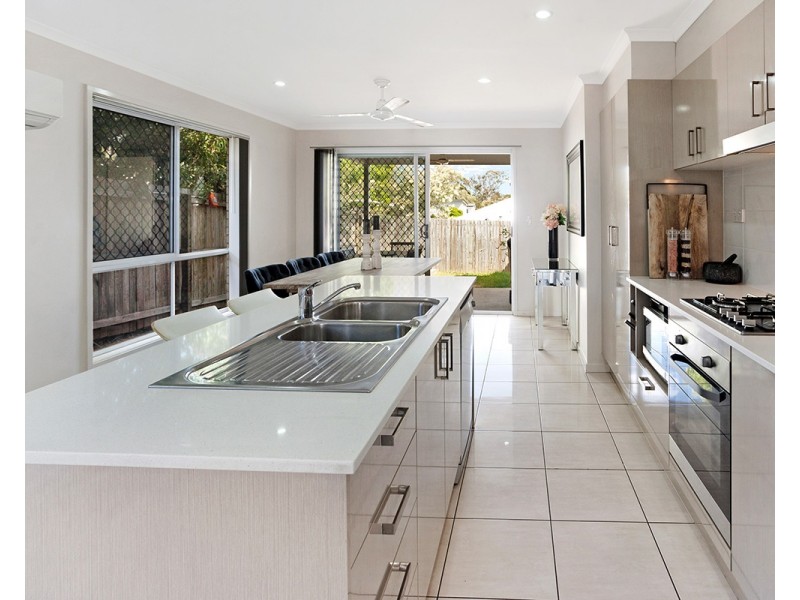 10 Capuchin Close, Dakabin QLD 4503