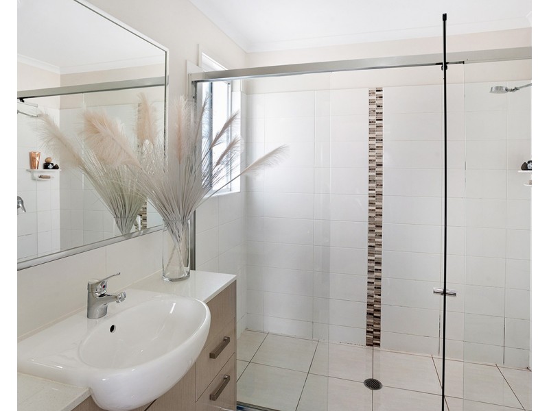 10 Capuchin Close, Dakabin QLD 4503