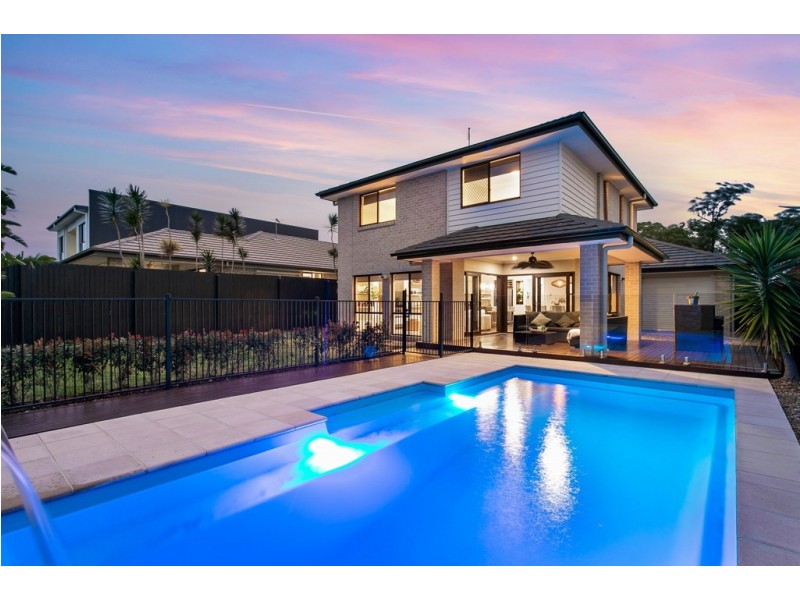 8 Hinton Crescent, Mango Hill QLD 4509