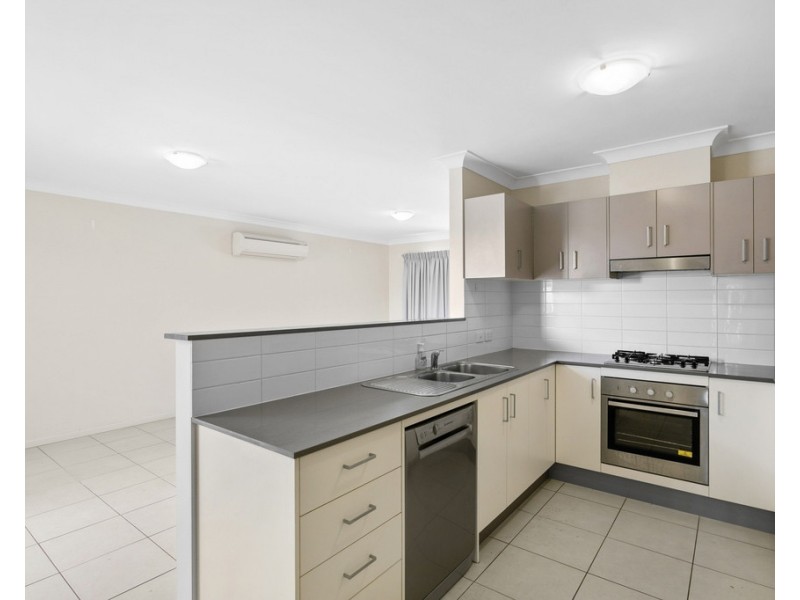 6/18 Carnarvon Crescent, Fitzgibbon QLD 4018