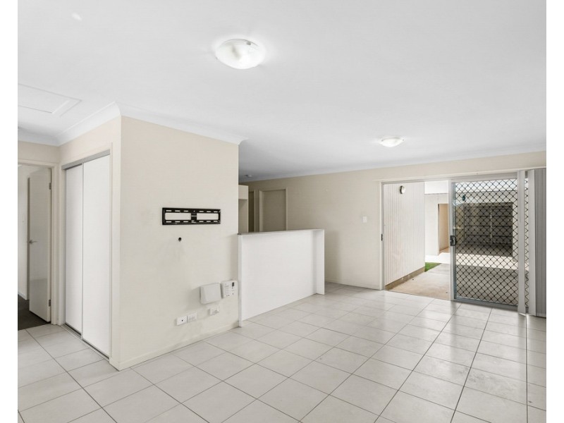 6/18 Carnarvon Crescent, Fitzgibbon QLD 4018