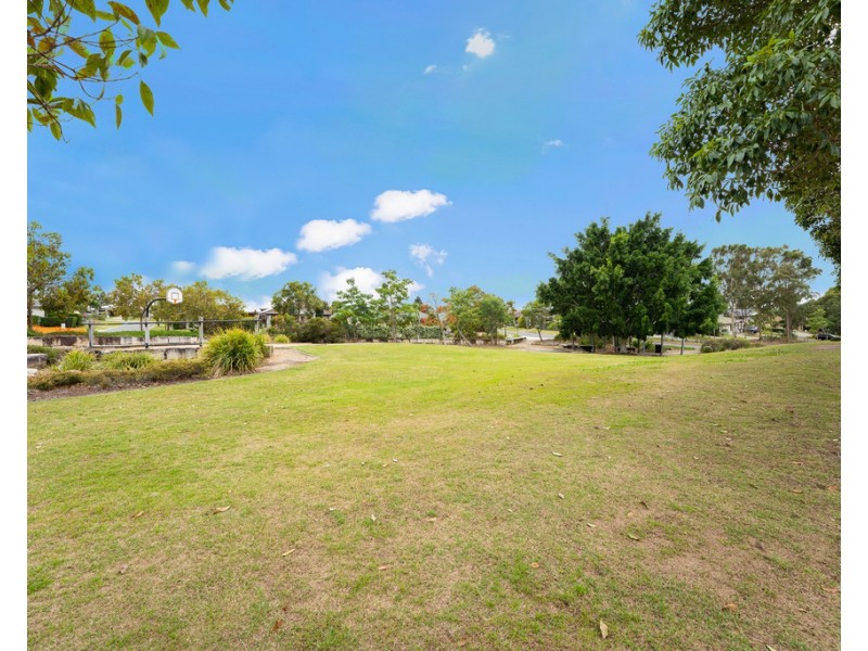 27 Morgan Street, North Lakes QLD 4509