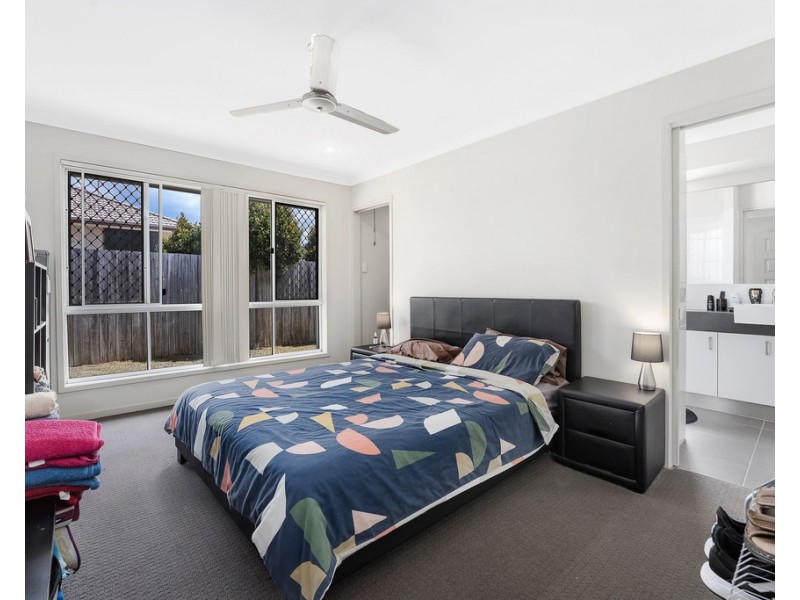 18 Tourmaline Circuit, Mango Hill QLD 4509