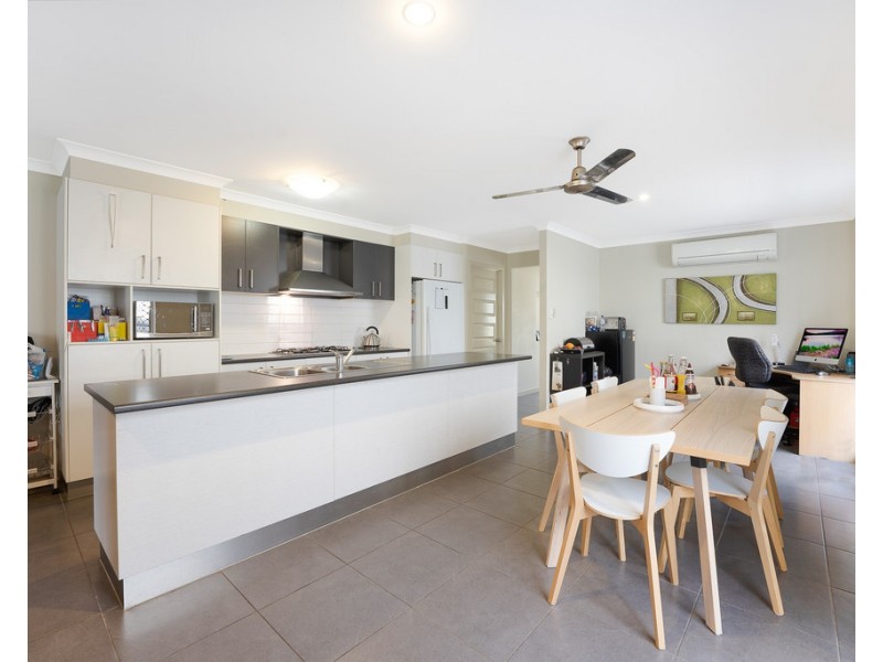18 Tourmaline Circuit, Mango Hill QLD 4509