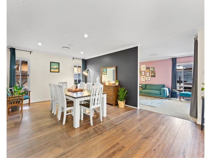 22 Kingdom Circuit, North Lakes QLD 4509
