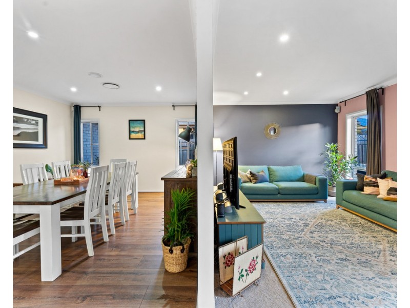 22 Kingdom Circuit, North Lakes QLD 4509