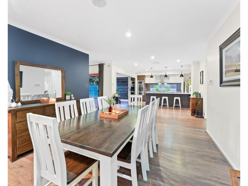 22 Kingdom Circuit, North Lakes QLD 4509
