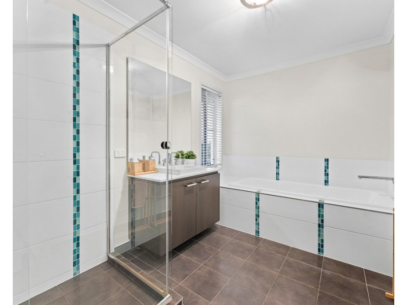 22 Kingdom Circuit, North Lakes QLD 4509