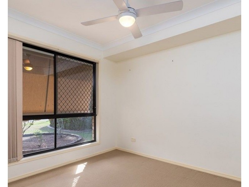 7 Mowbray Court, Kallangur QLD 4503