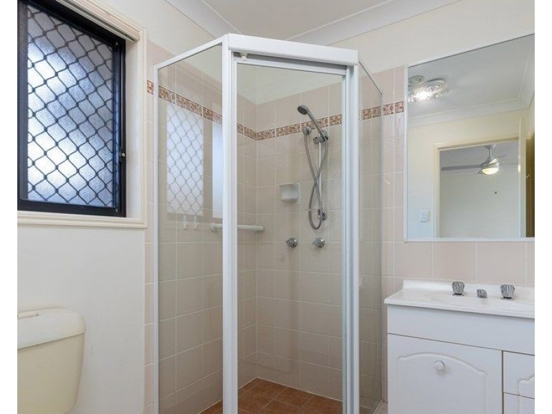 7 Mowbray Court, Kallangur QLD 4503