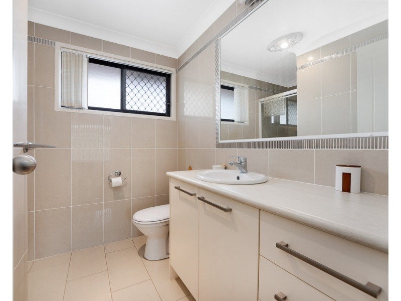 1/22 Satinay Parade, North Lakes QLD 4509