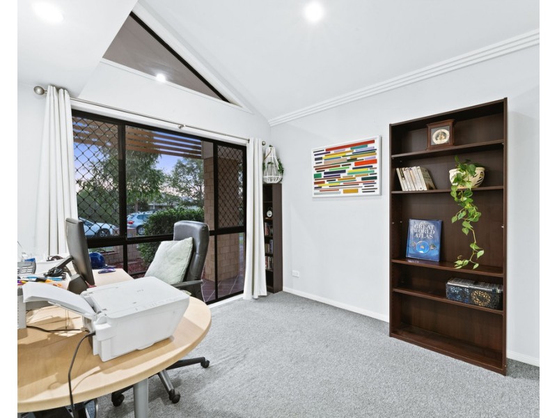 7 Petermann Drive, North Lakes QLD 4509