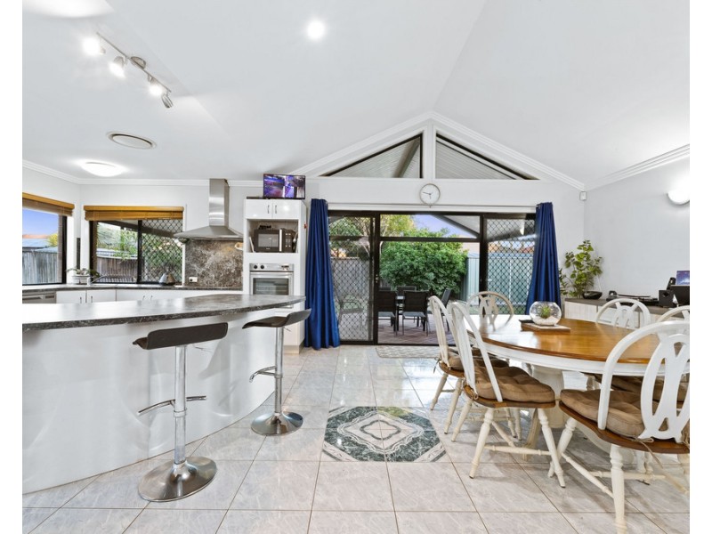 7 Petermann Drive, North Lakes QLD 4509