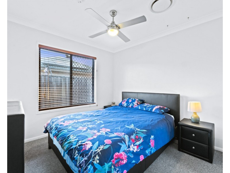 7 Petermann Drive, North Lakes QLD 4509