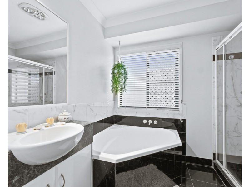 7 Petermann Drive, North Lakes QLD 4509