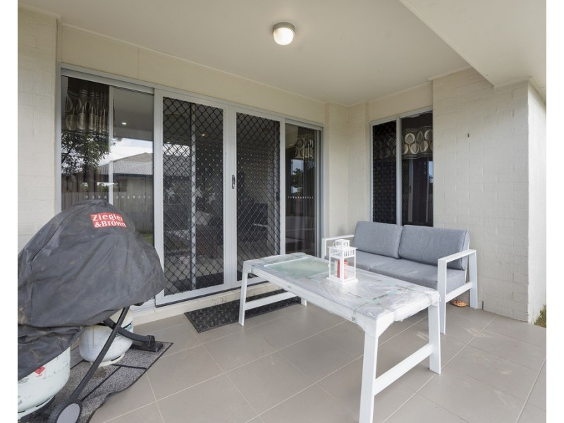 6 Kingston Court, North Lakes QLD 4509