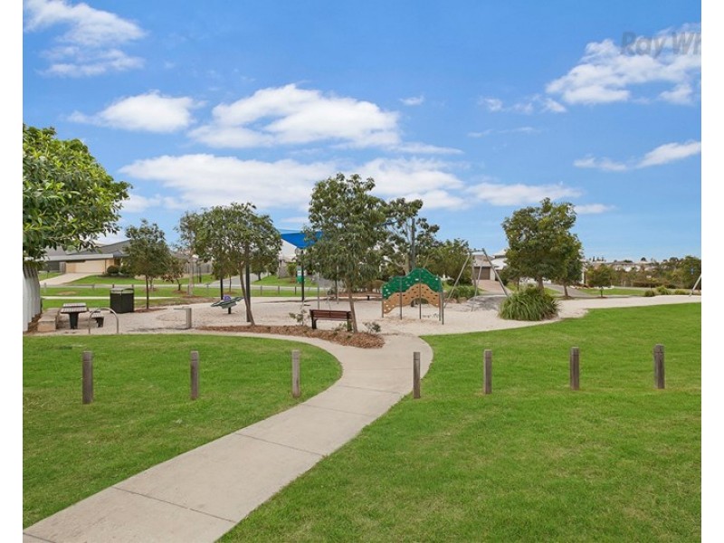 6 Kingston Court, North Lakes QLD 4509