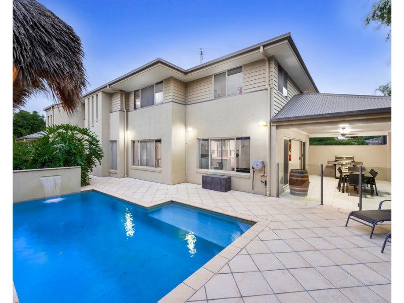 24 Nicklaus Parade, North Lakes QLD 4509