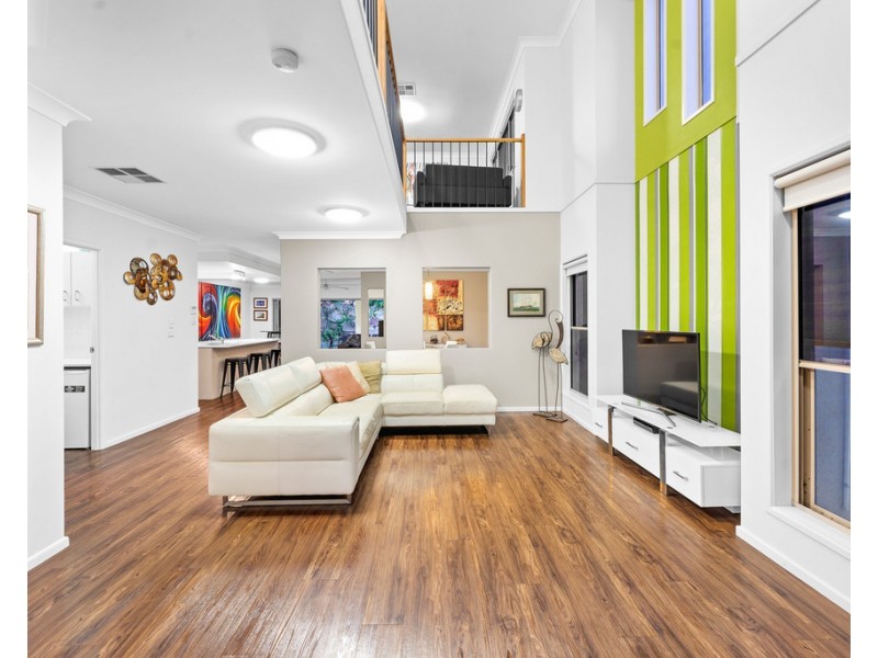 24 Nicklaus Parade, North Lakes QLD 4509