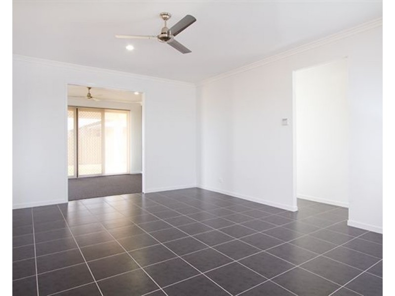 11 Tamar Circuit, North Lakes QLD 4509