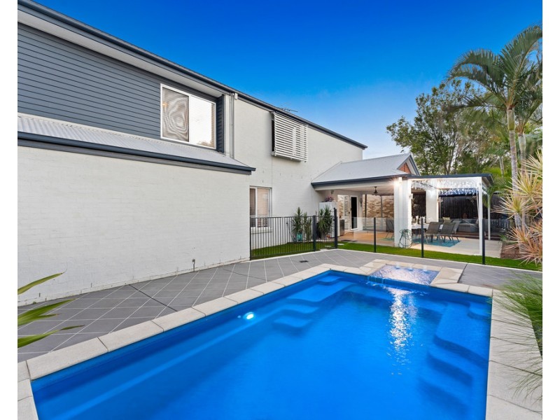 2 Walowa Street, North Lakes QLD 4509