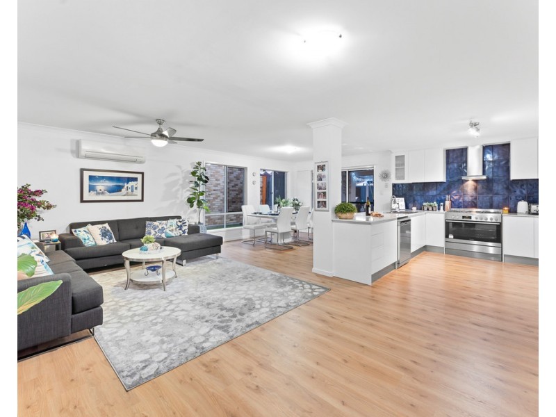 2 Walowa Street, North Lakes QLD 4509