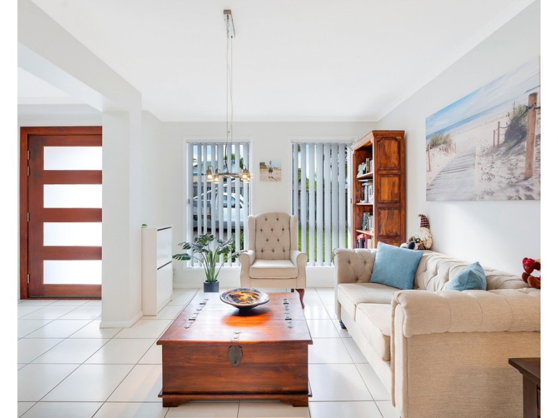 8 Ridge View Drive, Narangba QLD 4504