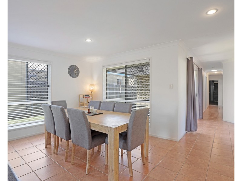 3 Berry Lane, North Lakes QLD 4509