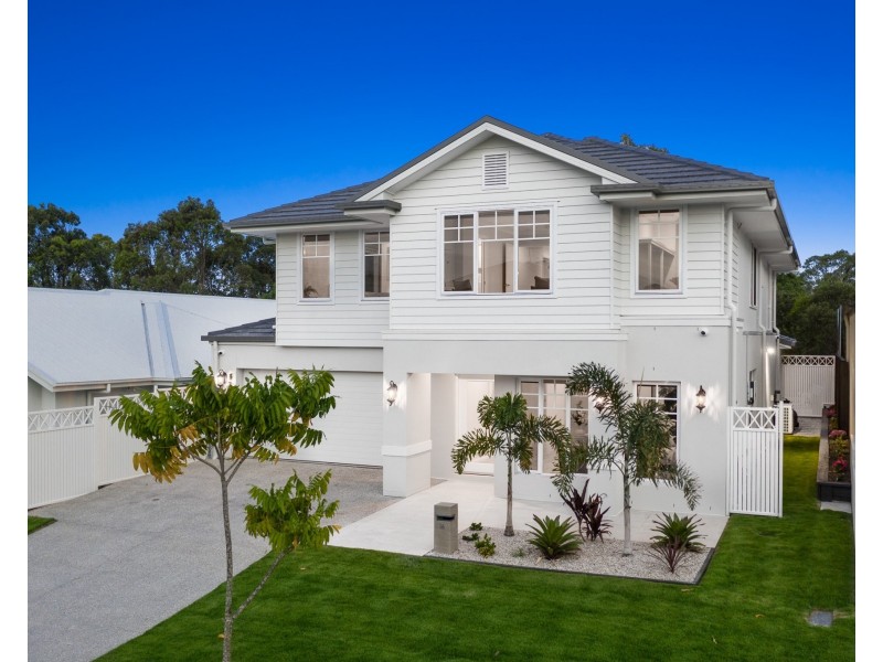 16 Woodward Crescent, North Lakes QLD 4509