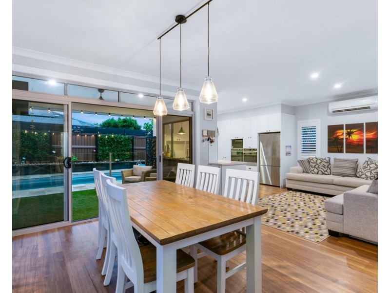 3 Appleby Close, North Lakes QLD 4509