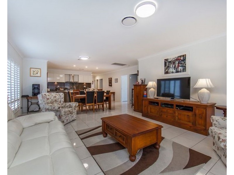 53 Surround Street, Dakabin QLD 4503