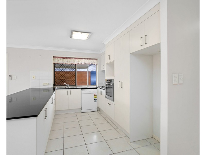 8 Sunstone Circuit, Mango Hill QLD 4509