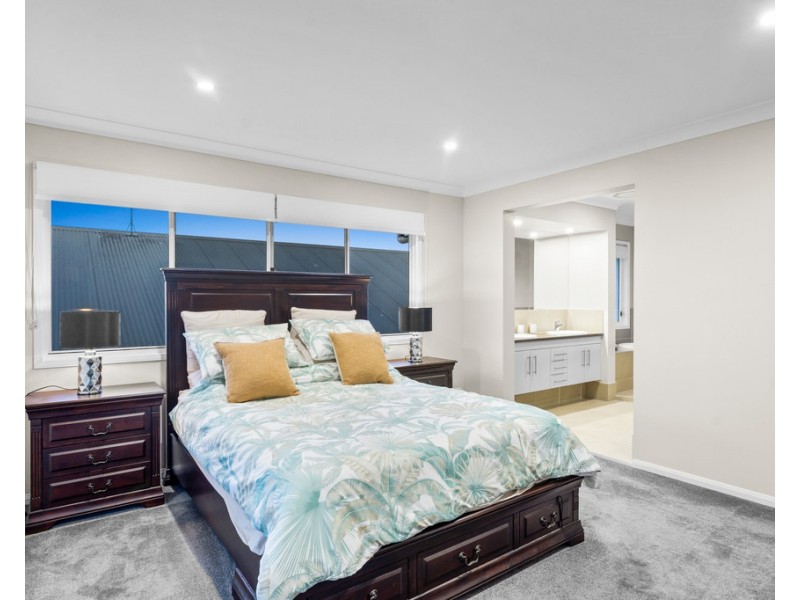 40 Kangaroo Street, North Lakes QLD 4509