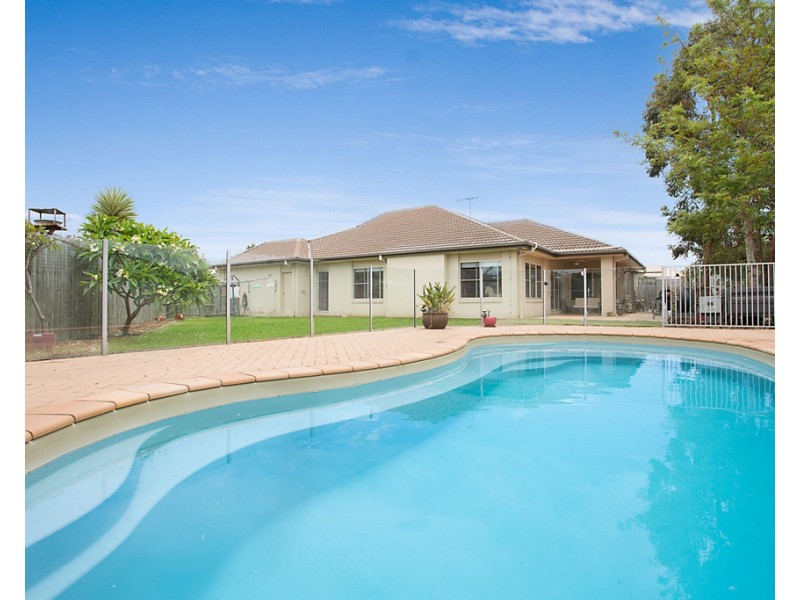 8 Kangaroo Street, North Lakes QLD 4509