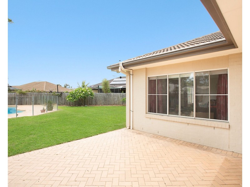 8 Kangaroo Street, North Lakes QLD 4509