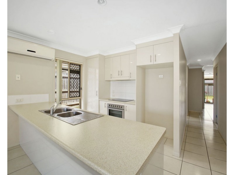 3 Daintree Circuit, North Lakes QLD 4509