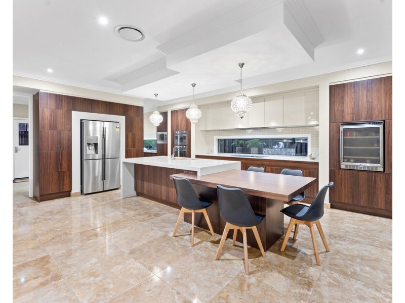 2 Koala Close, North Lakes QLD 4509