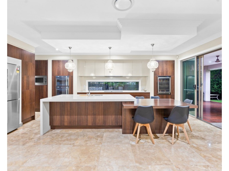 2 Koala Close, North Lakes QLD 4509