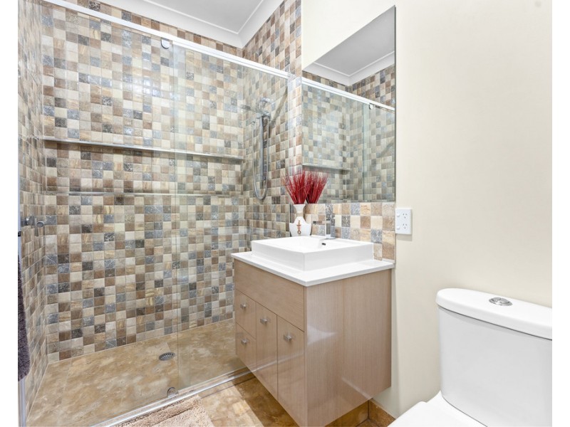 2 Koala Close, North Lakes QLD 4509