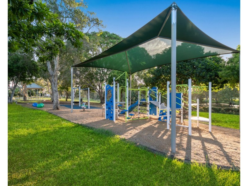 1 Savoy Street, Bald Hills QLD 4036