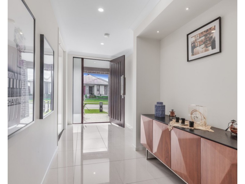 33 Oatley Street, Mango Hill QLD 4509